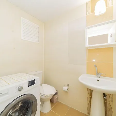 Spacious And Cozy In Muratpasa Apartment *