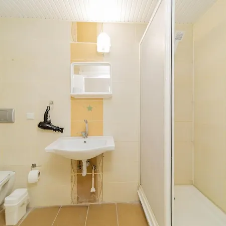 Spacious And Cozy In Muratpasa *